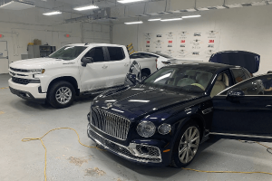 Vehicle ceramic protective paint coating service